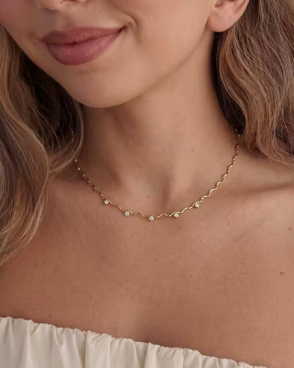 The Wave Necklace