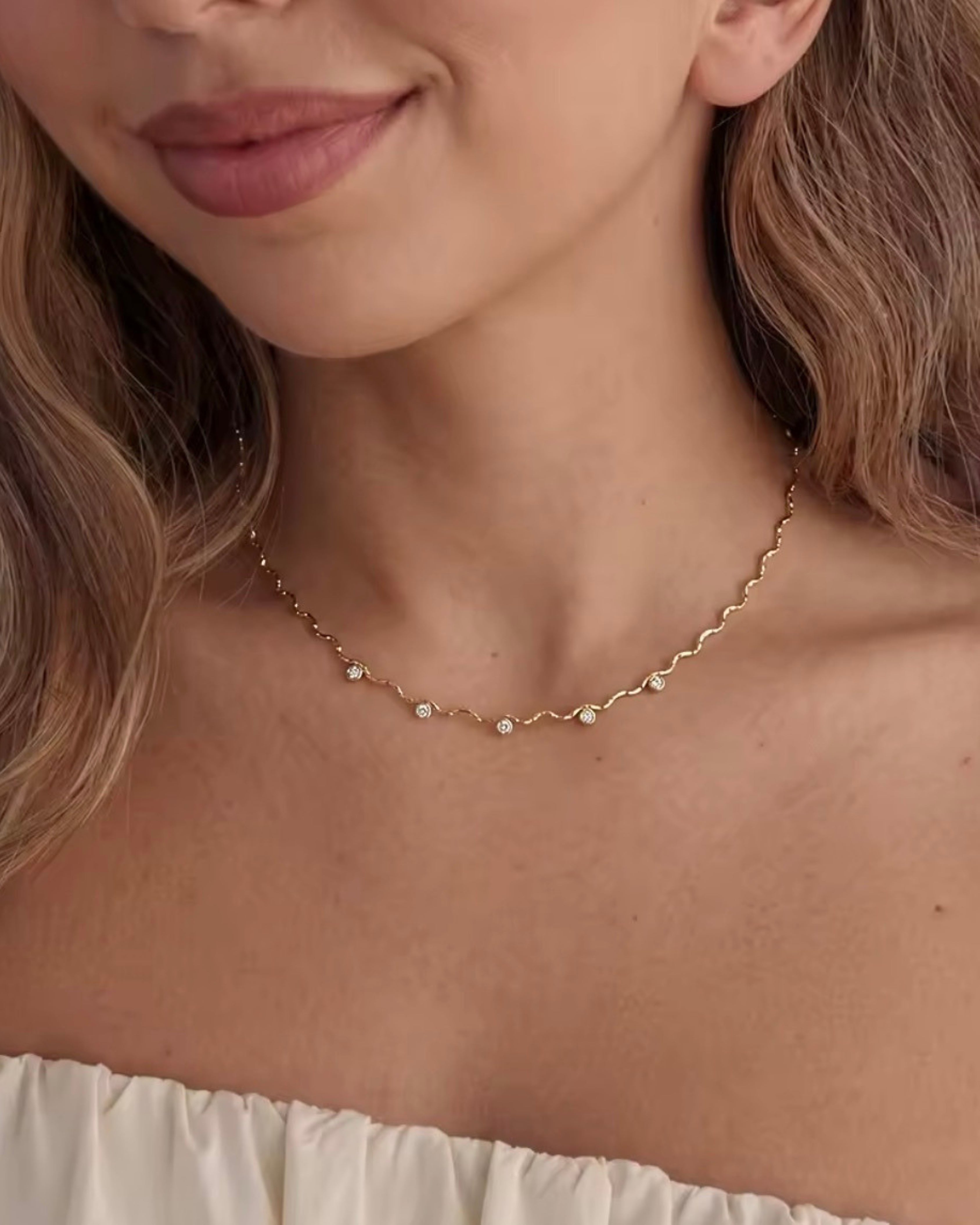 The Wave Necklace