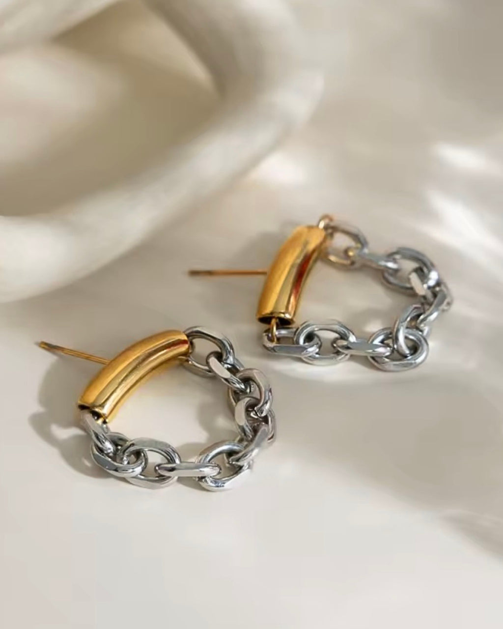 The Mixed Metal Chain Earrings