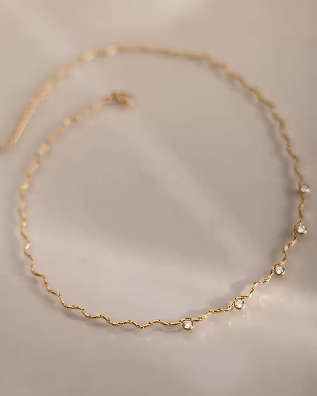 The Wave Necklace