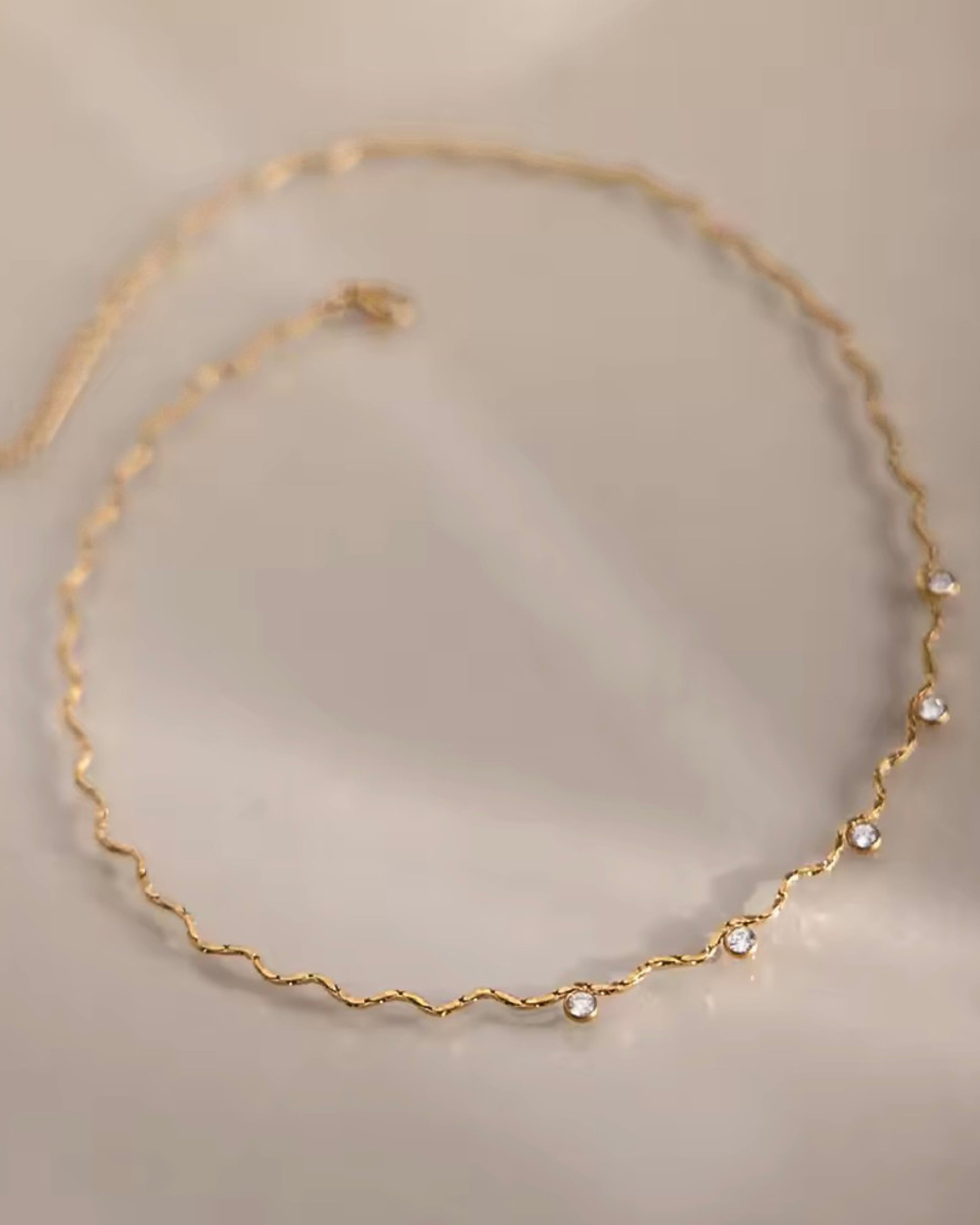 The Wave Necklace