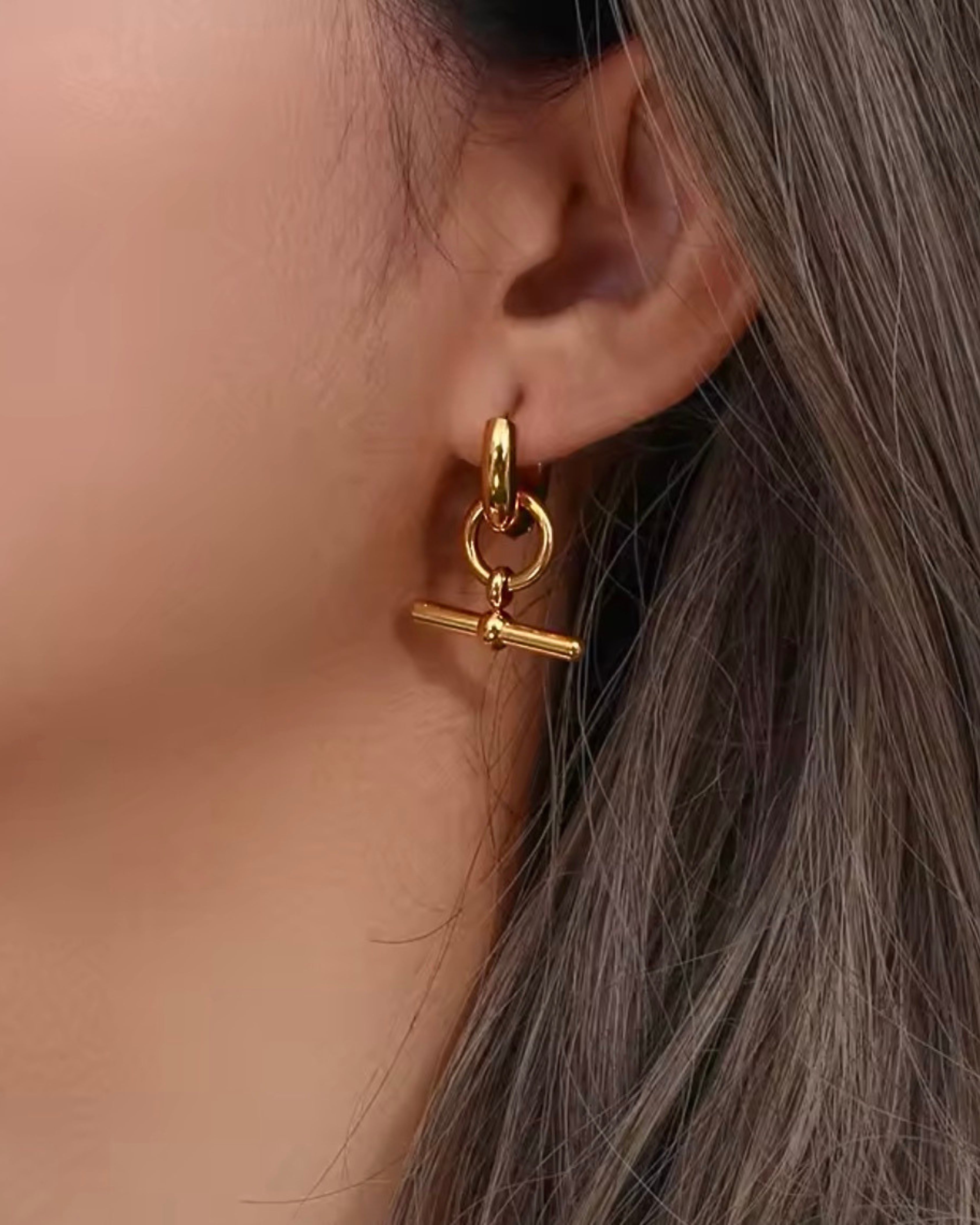 The T-Bar Earrings