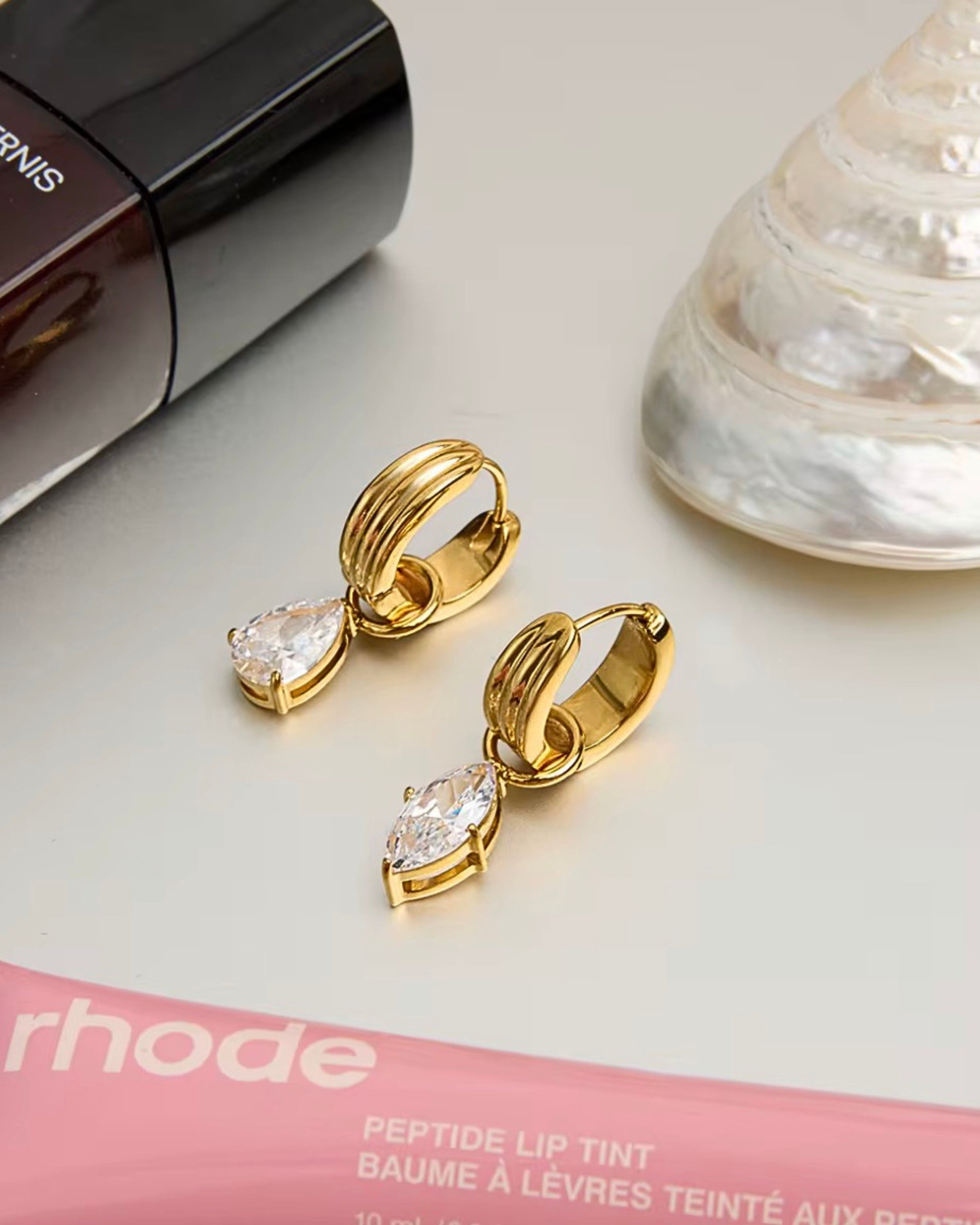 The Teardrop Earrings