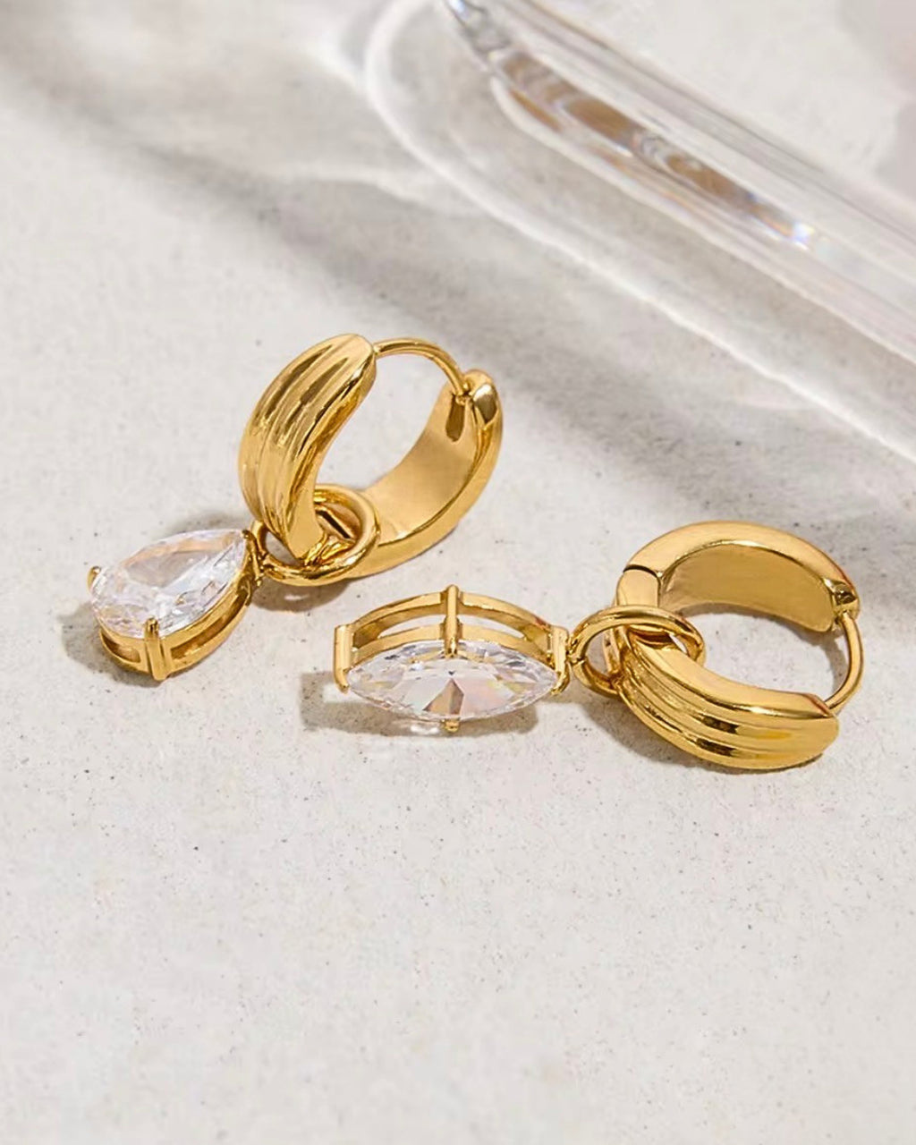 The Teardrop Earrings